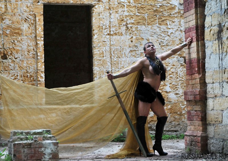 Откровенные снимки мускулистой соблазнительницы Людмилы Тихончук Откровенные снимки, ню, мускулистая, соблазнительница, Людмила Тихончук, бодибилдинг