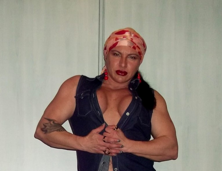 Откровенные снимки мускулистой соблазнительницы Людмилы Тихончук Откровенные снимки, ню, мускулистая, соблазнительница, Людмила Тихончук, бодибилдинг