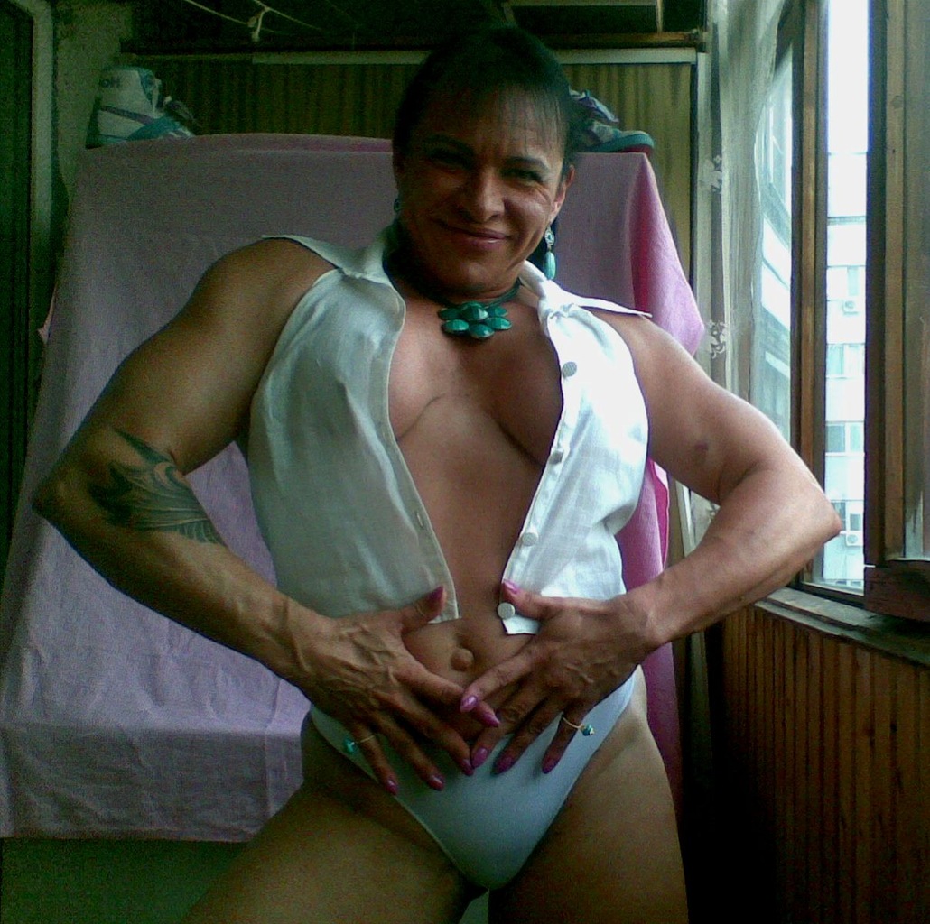 Откровенные снимки мускулистой соблазнительницы Людмилы Тихончук Откровенные снимки, ню, мускулистая, соблазнительница, Людмила Тихончук, бодибилдинг