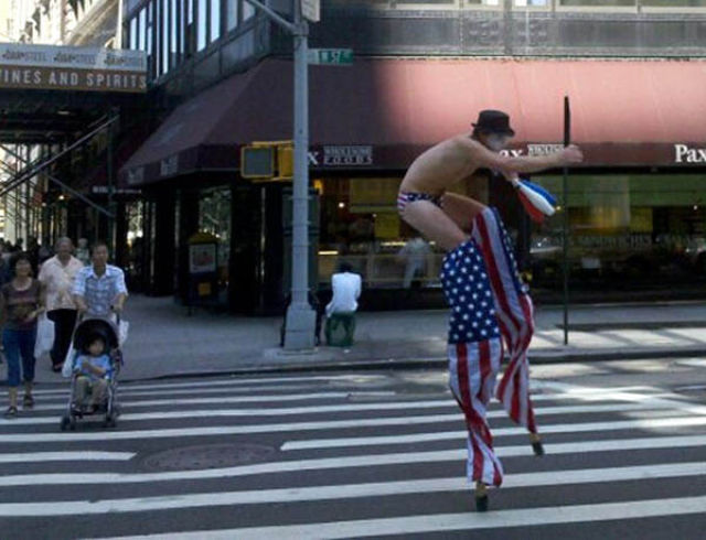 Фотографии, сделанные за секунду до получения серьезного увечья за секунду до катастрофы, за секунду до травмы
