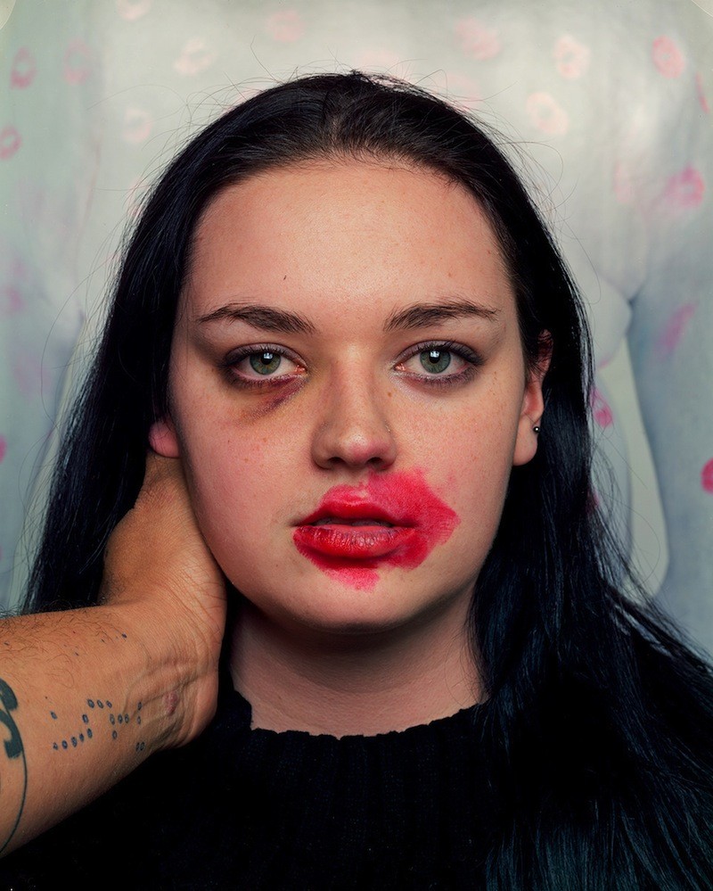 Lipstick smearing makeout