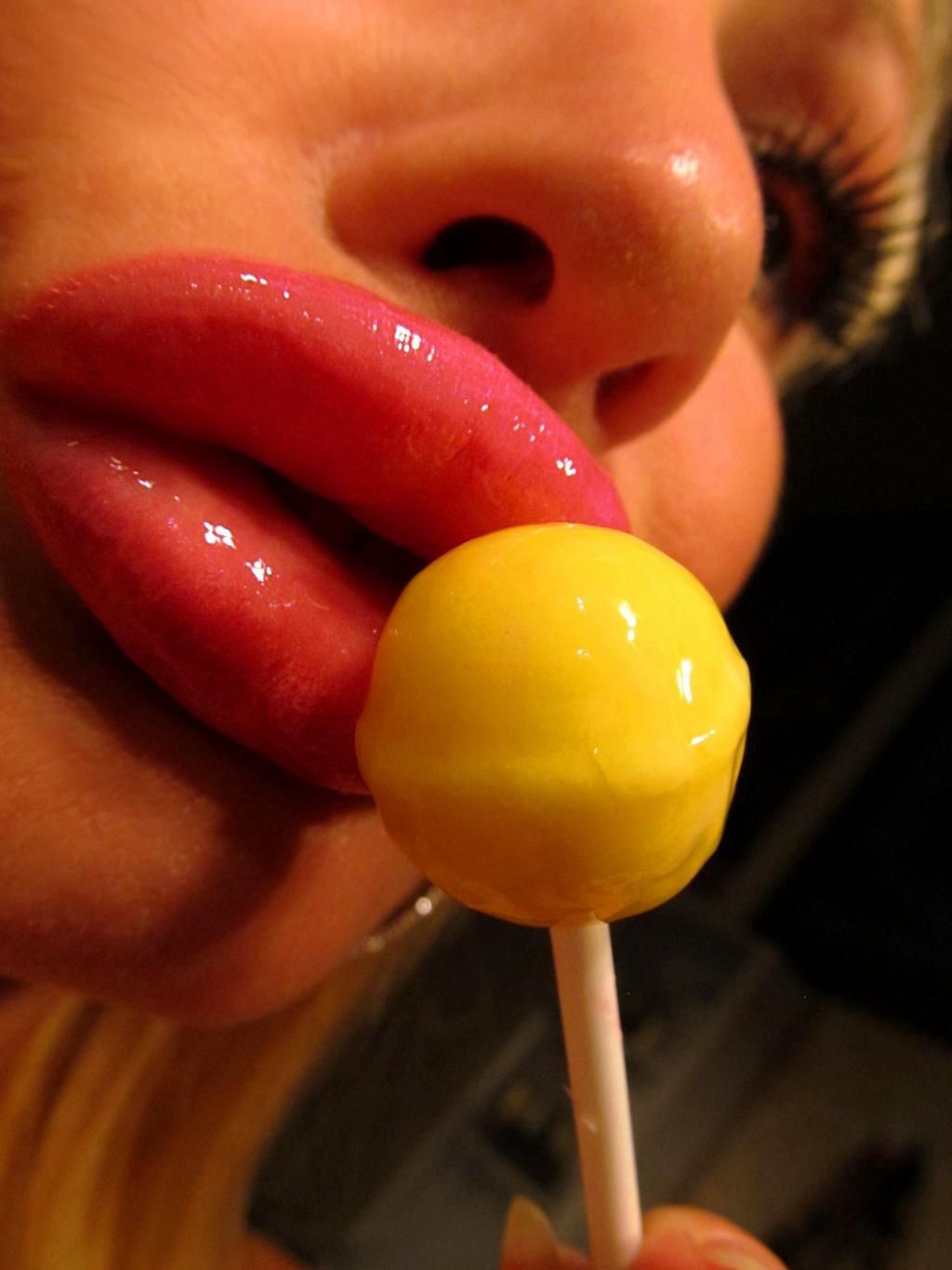 Виктория Уайлд - французская модель, превратившаяся благодаря пластическим операциям в живую ceкc-куклу пластические операции превратилась в куклу, Виктория Уайлд, Victoria Wild