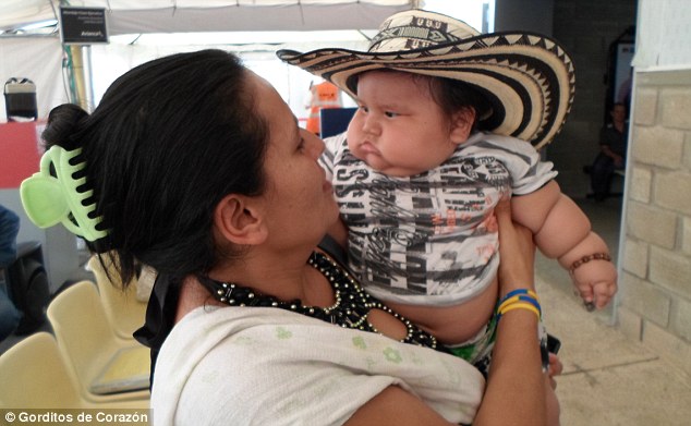 8-месячный малыш из Колумбии, который весит как 6-летний ребенок Самый толстый ребенок Колумбии, Сантьяго Мендоса, Santiago Mendoza,