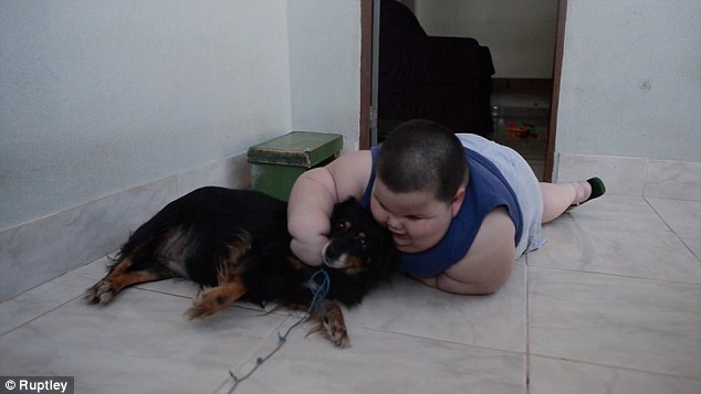 68-килограммовый 3-летний мальчик с редкой болезнью, который не может перестать есть Misael, 68-килограммовый 3-летний мальчик который не может перестать есть