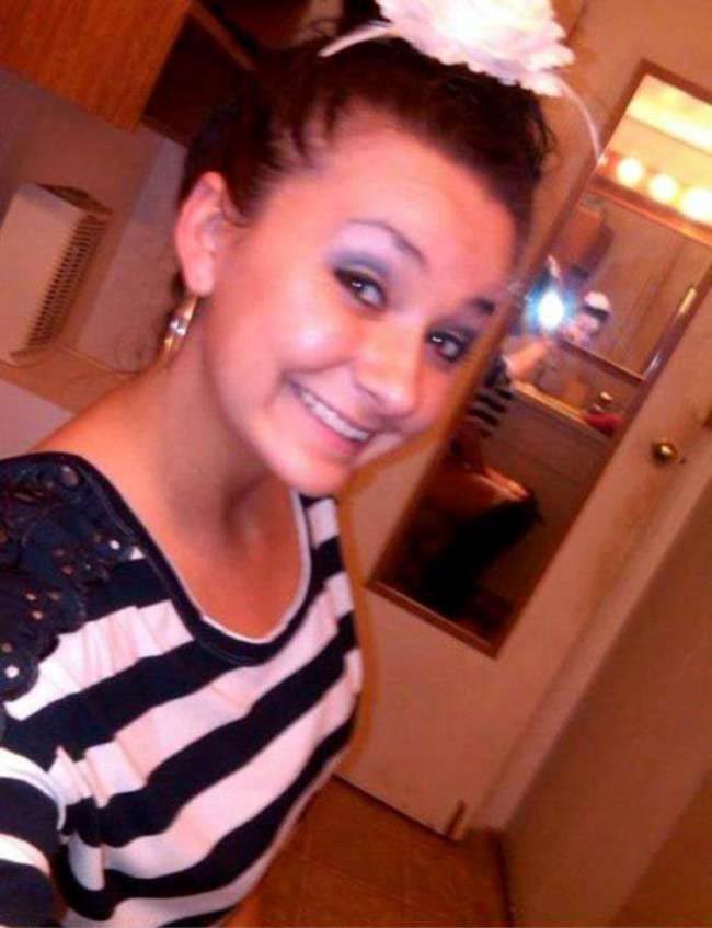 Кто-нибудь, объясните этим людям, что перед загрузкой фото, надо сначала проверить отражение в зеркале селфи отражение в зеркале, смешное отражение в зеркале, люди не знают как работает зеркало, люди не знают как устроено зеркало