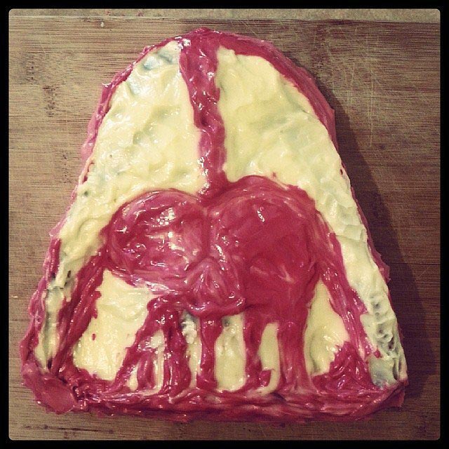 Кошмар в подарок: 27 провальных тортов, которые родители сделали своим детям на день рождения ужасные торты на день рождения, смешные торты, провальные торты своими руками, торты своими руками смешно