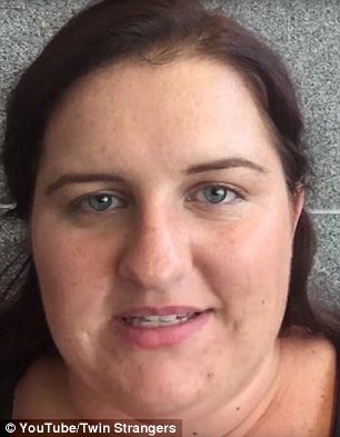 Девушка нашла своего точного близнеца всего спустя 5 минут после регистрации на сайте поиска нашла близнеца за 5 минут, Twin Strangers, девушка нашла близнеца, незнакомые близнецы