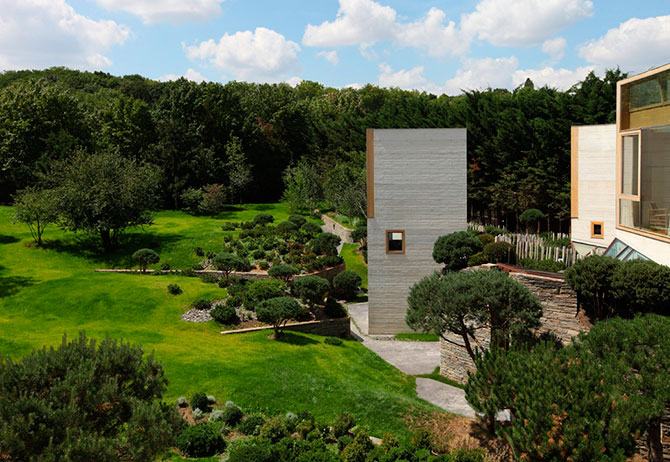 Креативная архитектура. Дом в форме города недалеко от Парижа
