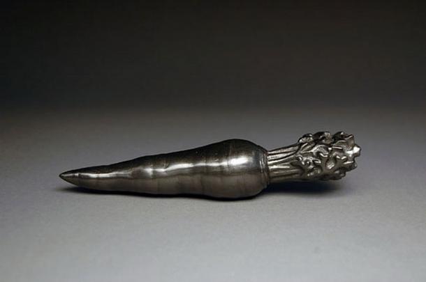 Скульптуры из графитовых стержней от Agelio Batle