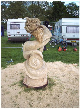 Новая жизнь срубленных деревьев от художника Томми Краггса Новая жизнь срубленных деревьев от художника Томми Краггса