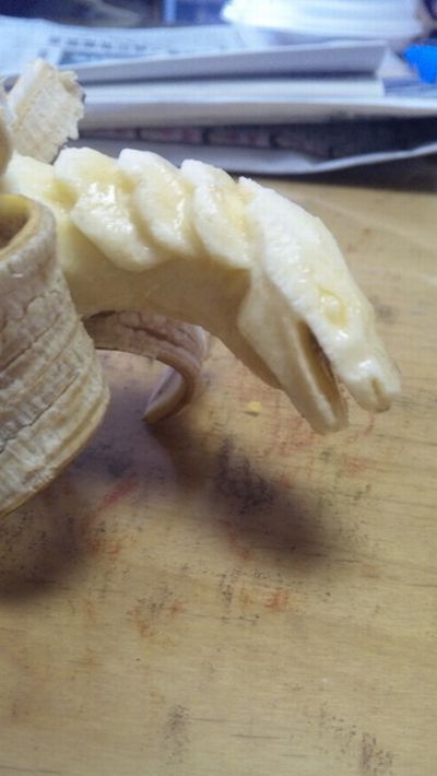 Креативная резьба по банану