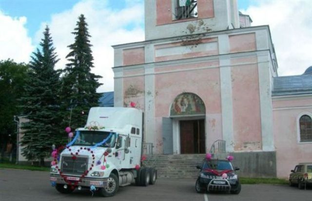 В России, смешные фото, тем временем