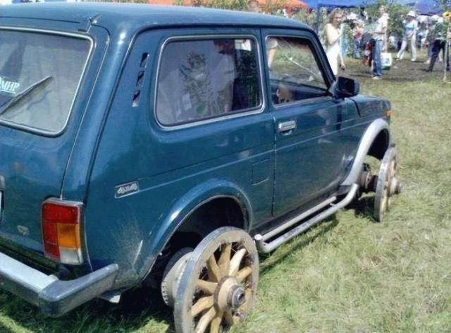 В России, смешные фото, тем временем