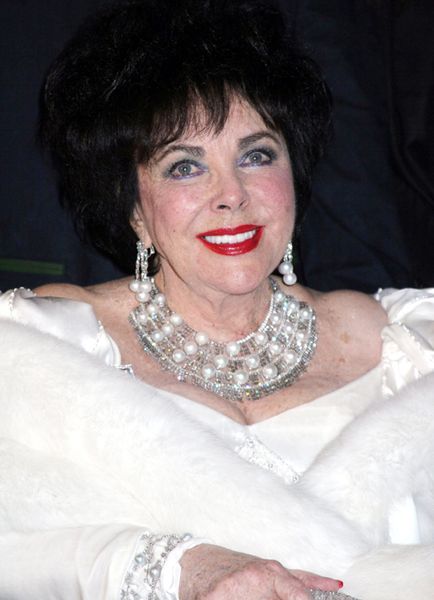 Кто и сколько зарабатывает после смерти