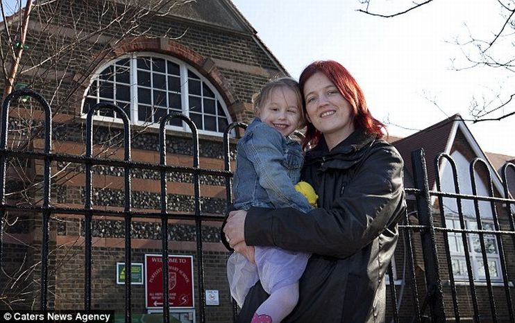 Мальчик в 4 года решил стать девочкой