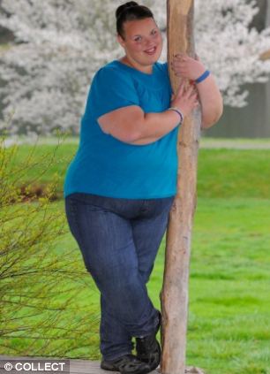 Спасатели снесли стену,чтобы спасти 400-килограммовую британку 