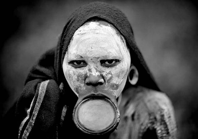 Чудовищные обычаи или красота по-африкански Чудовищные обычаи или красота по-африкански