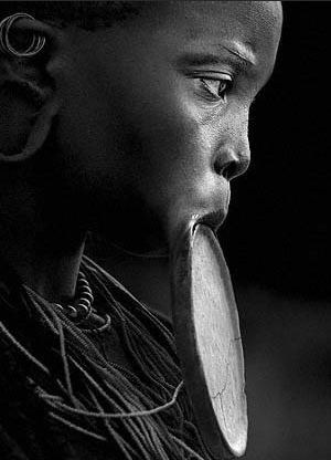 Чудовищные обычаи или красота по-африкански Чудовищные обычаи или красота по-африкански