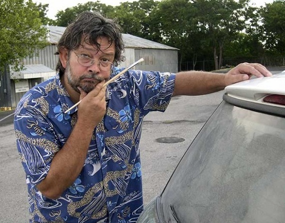 Рисунки на заднем стекле автомобиля