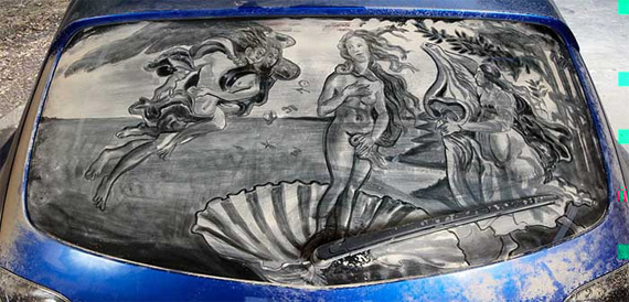 Рисунки на заднем стекле автомобиля