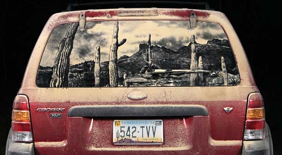 Рисунки на заднем стекле автомобиля