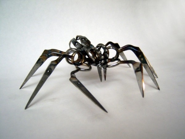 Пауки из ножниц