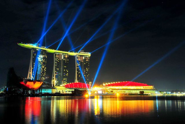 Парк отдыха на высоте 200 метров над землей в Сингапуре