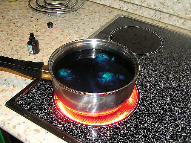 Как сделать Мраморные яйца к Пасхе, как покрасить мраморные яйца