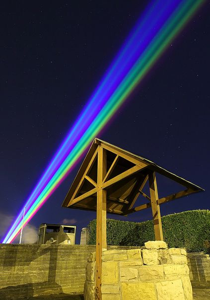 Лазерная радуга от Иветта Маттерна