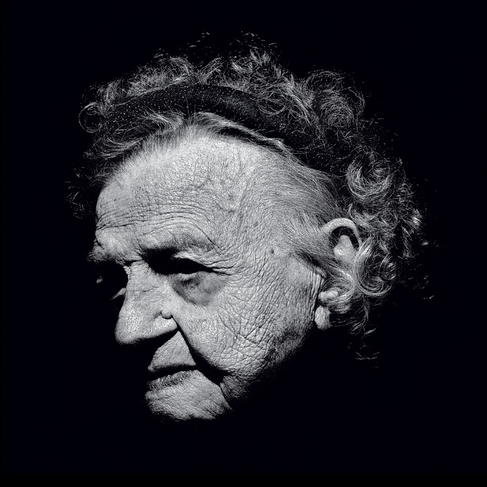 Бабушки делятся мудростью