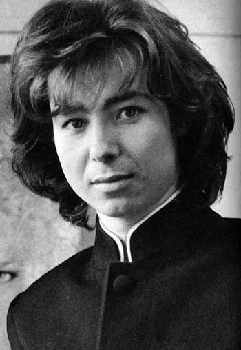 Как менялись звезды и меняли свой стиль