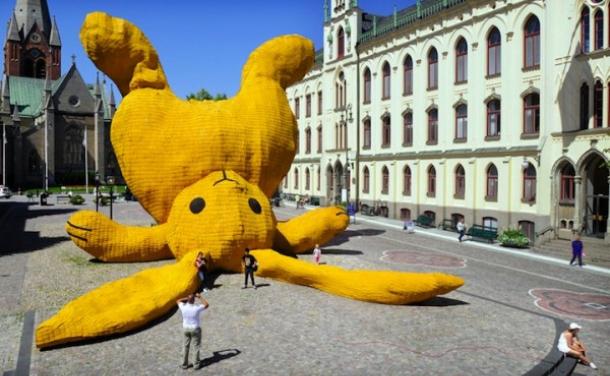 Гигантские скульптуры Флорентина Хофмана