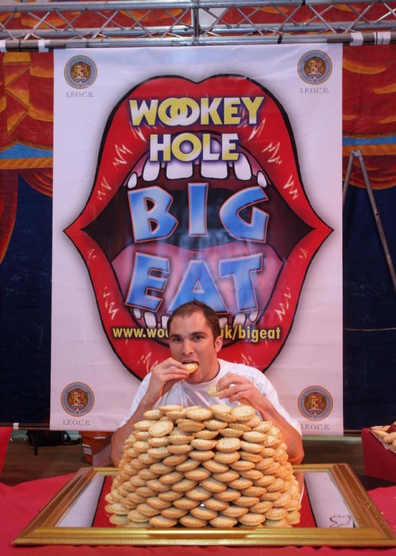 Конкурсы на скоростное поедание