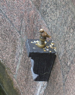 Необычные памятники России Необычные памятники России