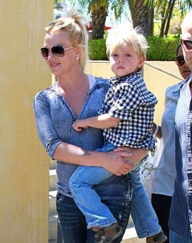 звезды знаменитости дети