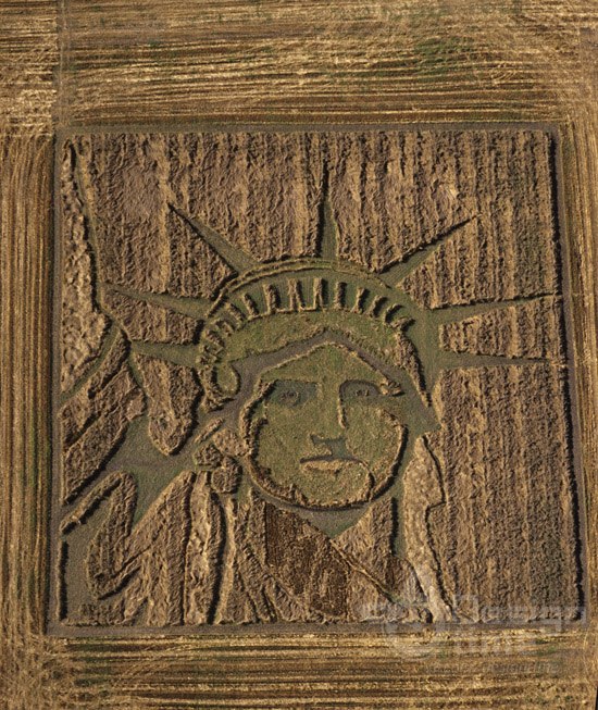 Рисунки на полях: монументальное агротворчество Стэна Херда