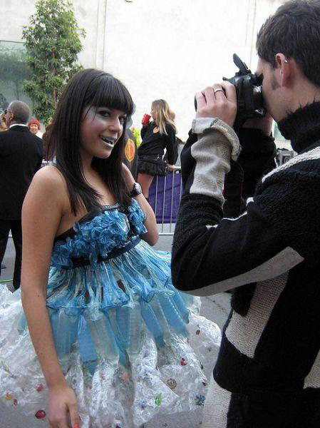 Платья из презервативов