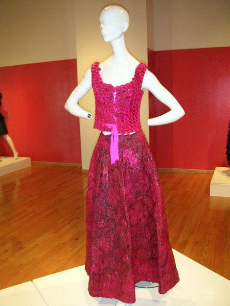 Платья из презервативов