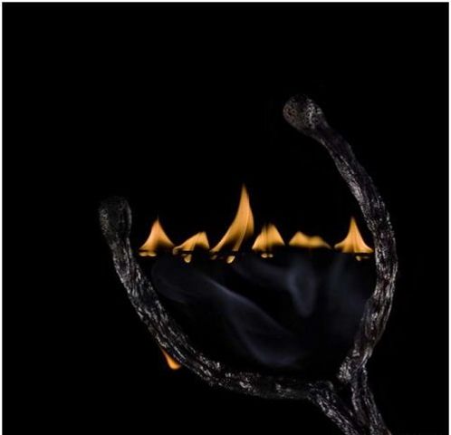 Поразительные картины из горящих спичек