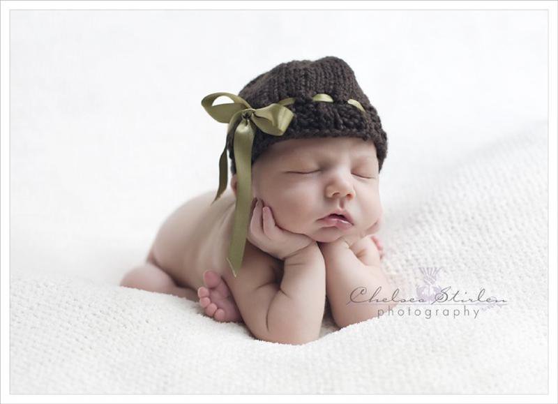 Милые детки в смешных шапочках