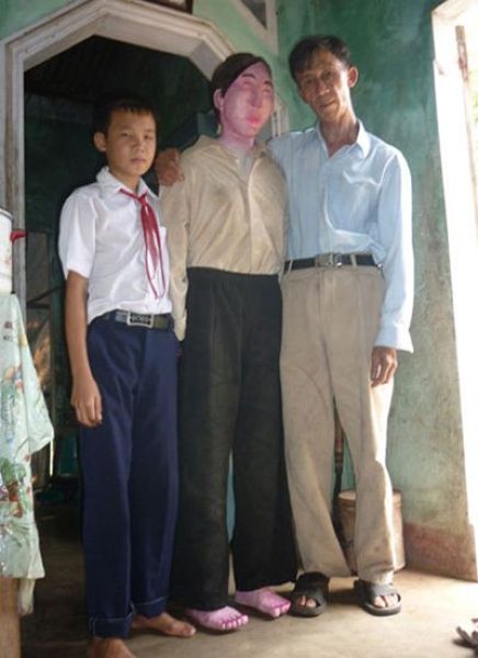 Вьетнамец Ле Ван спит с мертвой женой Вьетнамец Ле Ван спит с мертвой женой