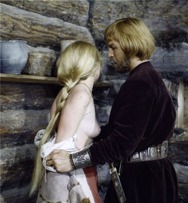 Пикантная подборка из советского кинематографа