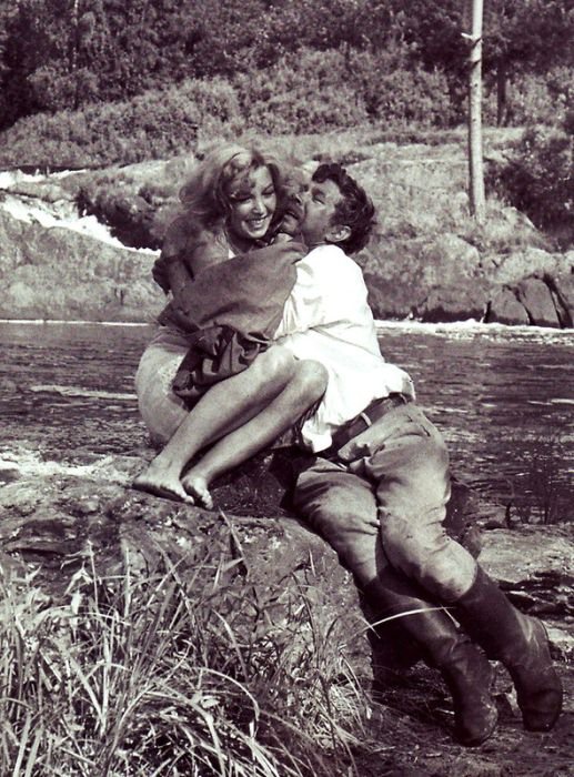 Пикантная подборка из советского кинематографа