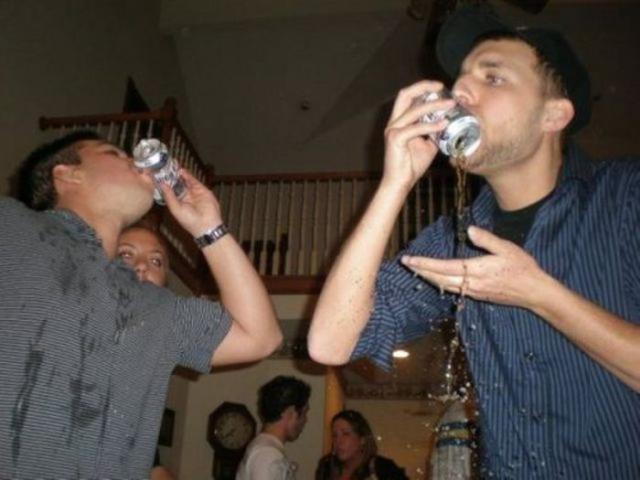 люди делают всё не так, неправильно, неудача 