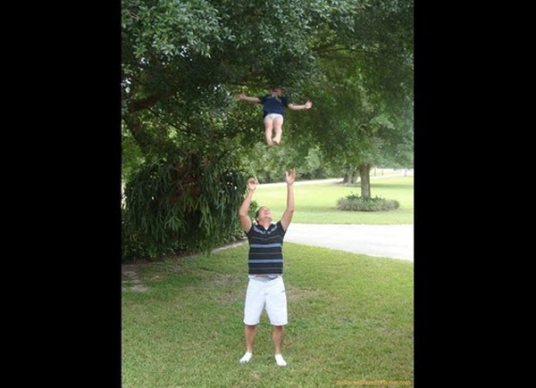 худший отец года, ужасные родители,горе папаша, бедные дети