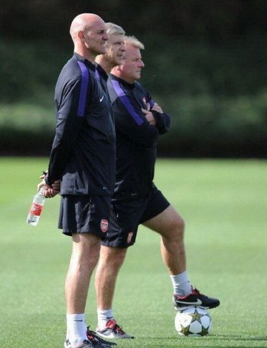 Присмотритесь, ничего не замечаете? Присмотритесь, смешные фото , головоломка , попробуйте, найти