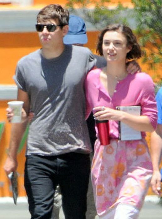 Присмотритесь, ничего не замечаете? Присмотритесь, смешные фото , головоломка , попробуйте, найти