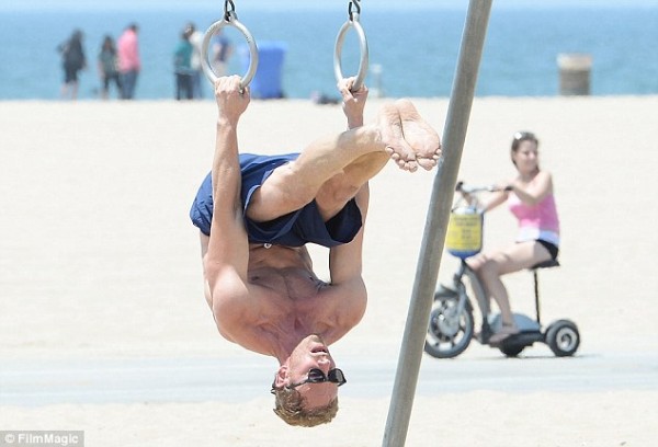 Иан Зиринг, актер, беверли хиллз 90210, пляж ,Санта-Моники, сейчас