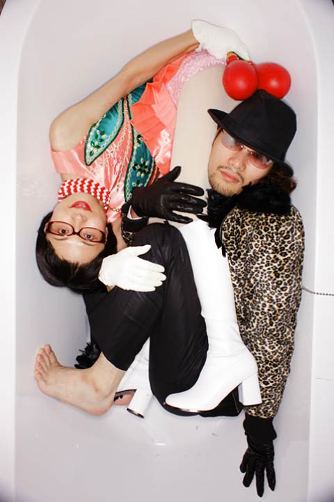 Токийские «клубные детки» в собственных ваннах токио, «клубные детки», в ваннах,hal photographer