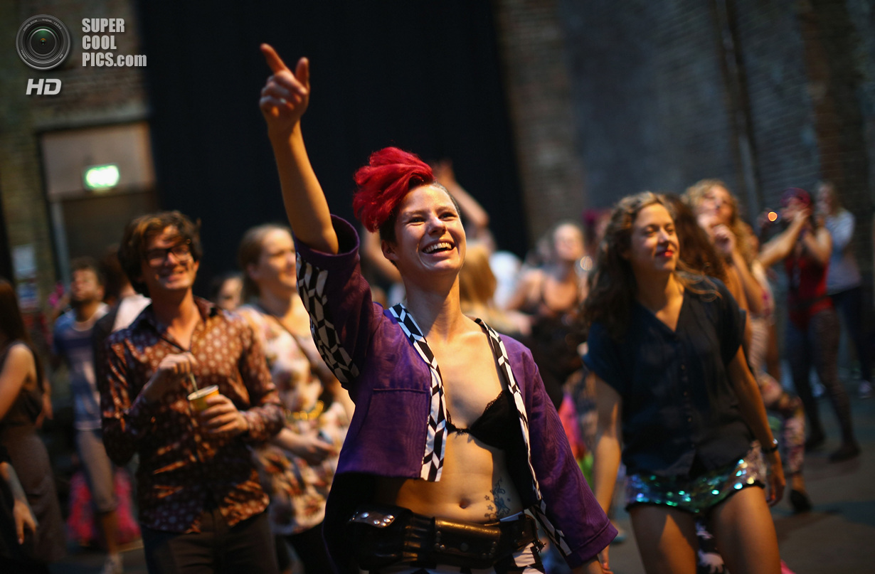 Утренняя вечеринка, перед работой, Лондон, Morning Glory, Rave Your Way into the Day!